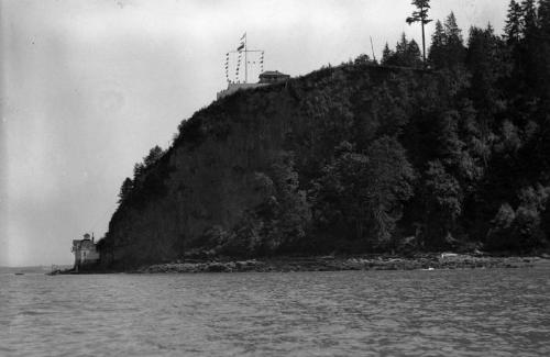 Prospect Point Lighthouse and signal station